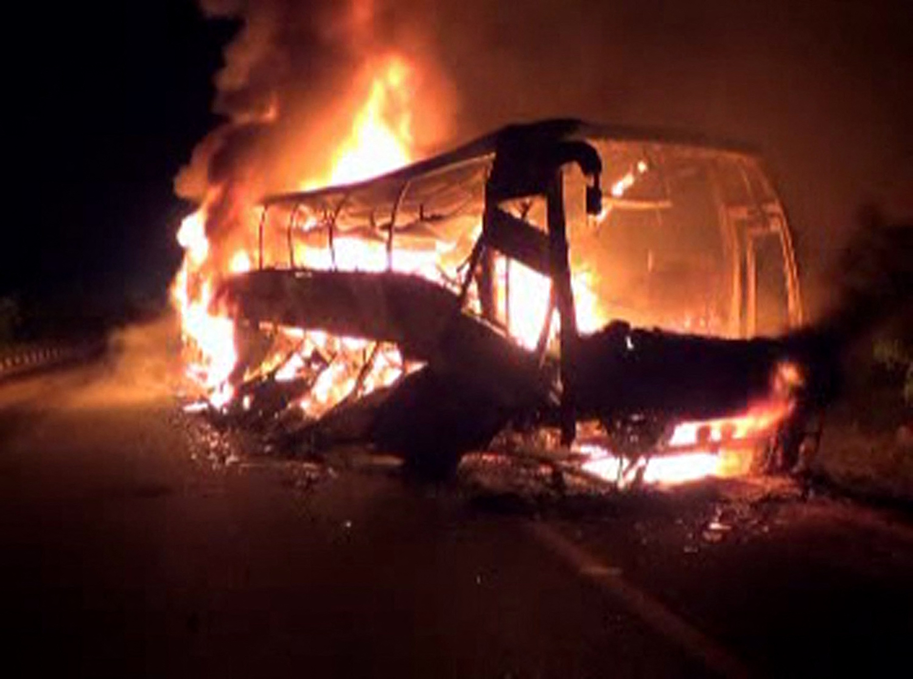 Eight killed, over 20 injured in fiery multi-vehicle crash on Pune’s Navale Bridge